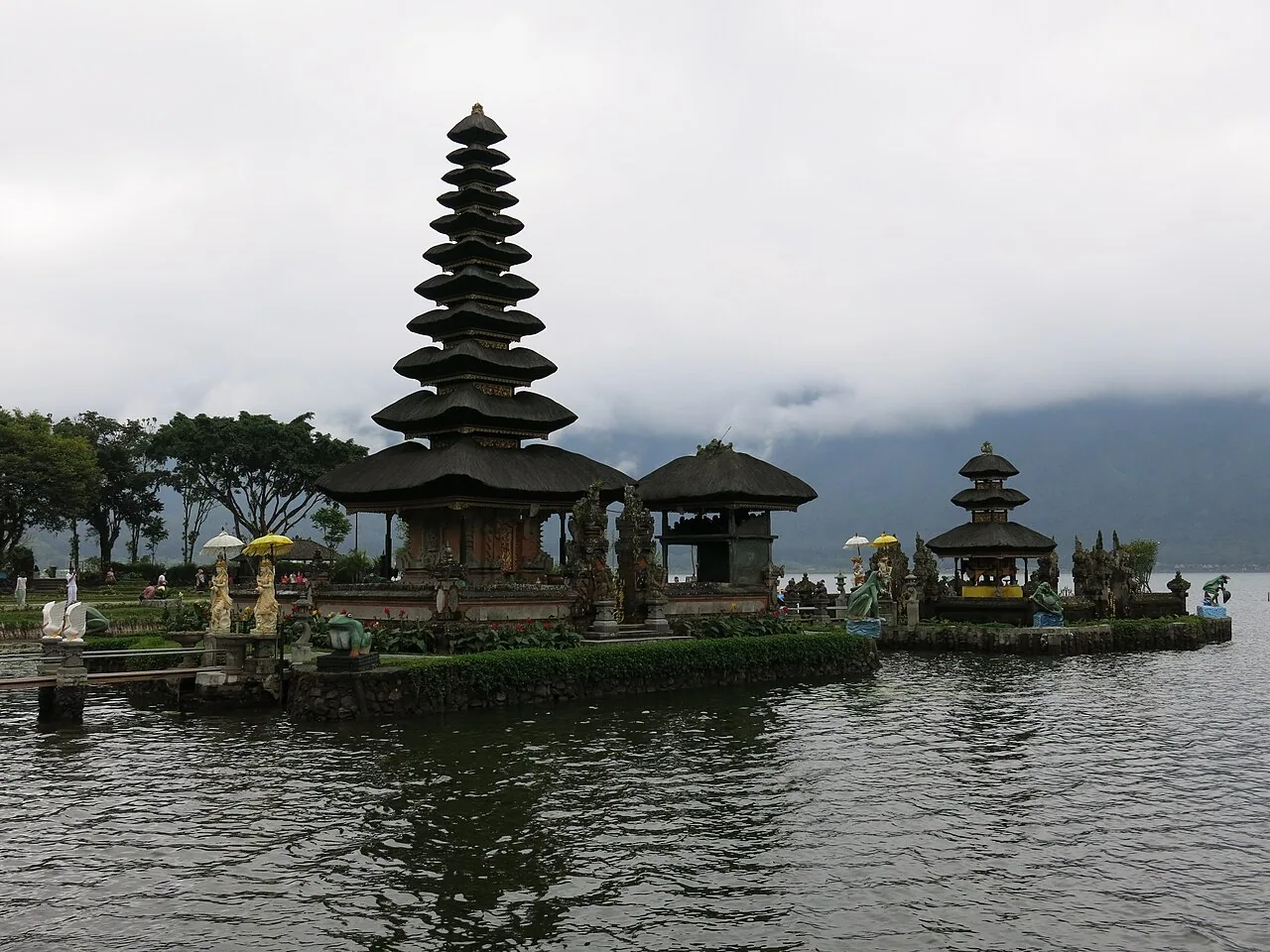 Pura Ulun Danu Beratan Floating Temple